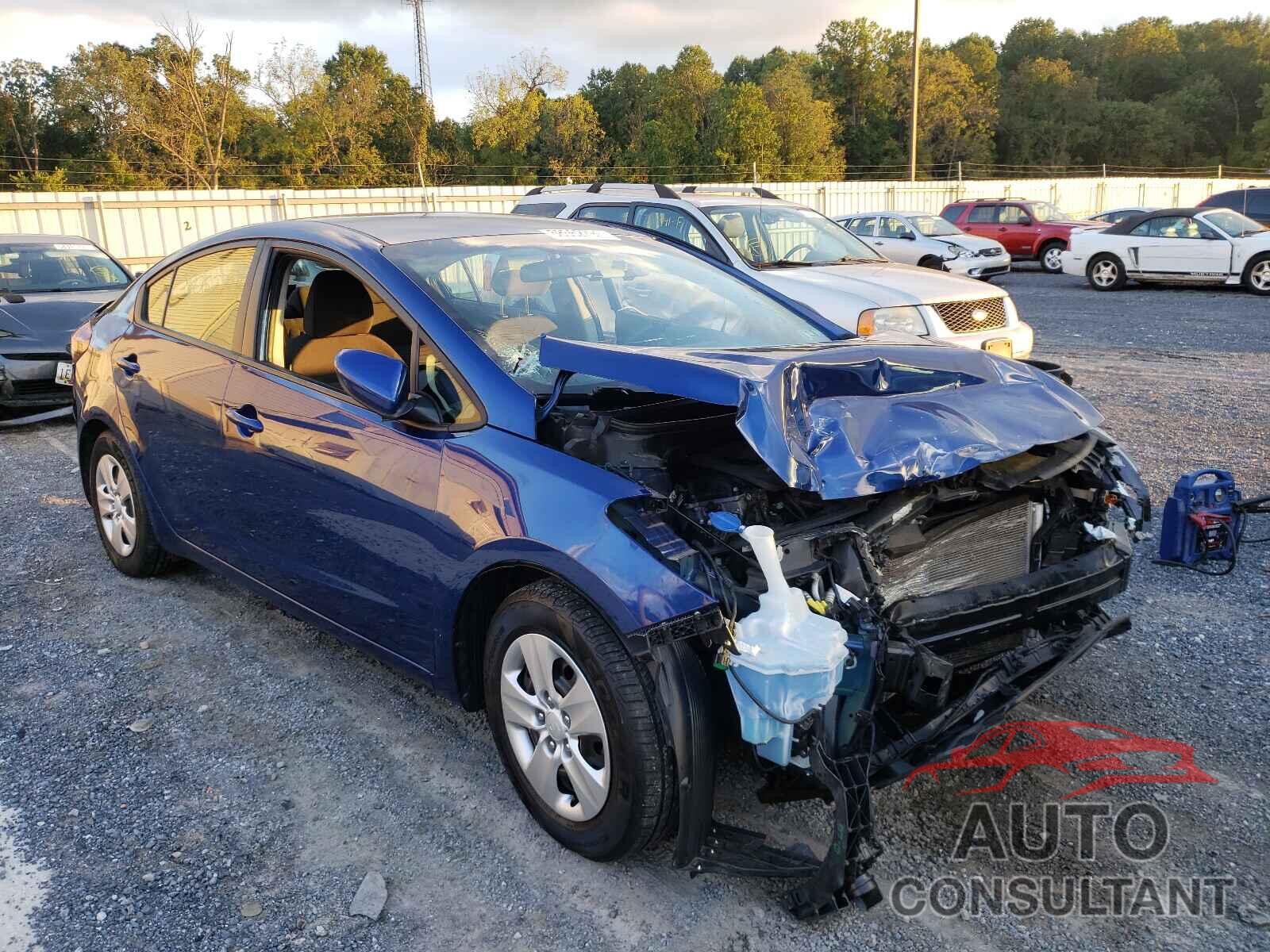 KIA FORTE 2018 - 3KPFL4A75JE247754
