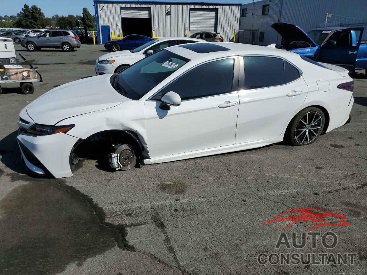 TOYOTA CAMRY 2022 - 4T1T11AK8NU646950