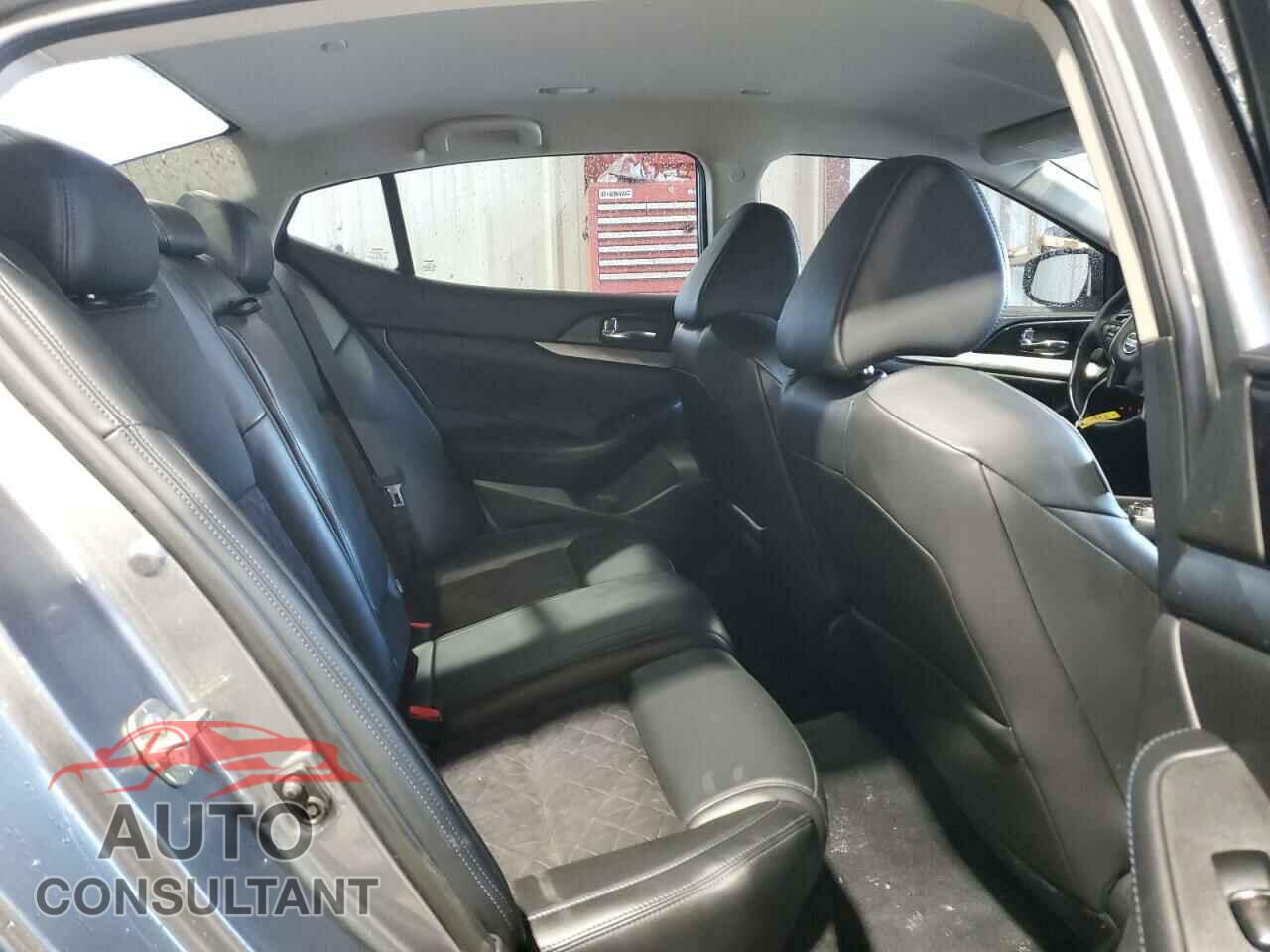 NISSAN MAXIMA 2017 - 1N4AA6AP6HC435475