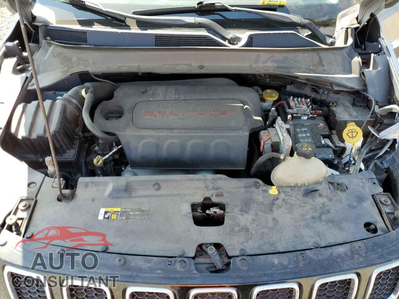 JEEP COMPASS 2018 - 3C4NJCCB6JT407083