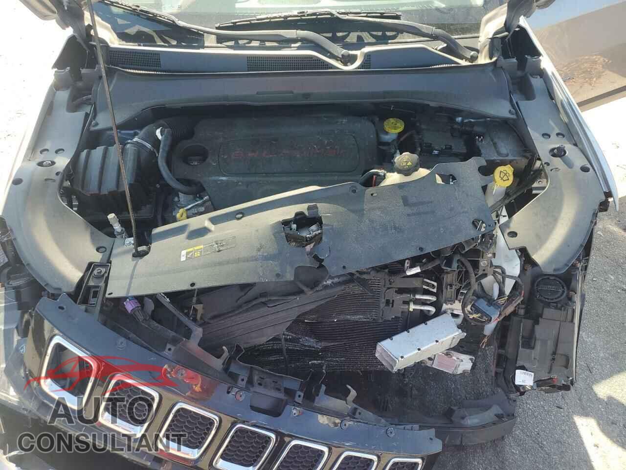 JEEP COMPASS 2018 - 3C4NJDBB4JT314151