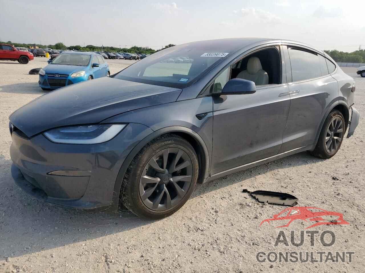 TESLA MODEL X 2023 - 7SAXCBE5XPF402192