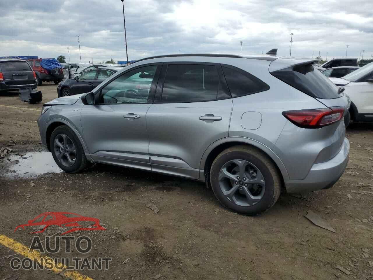FORD ESCAPE ST 2023 - 1FMCU0MZ5PUB22037