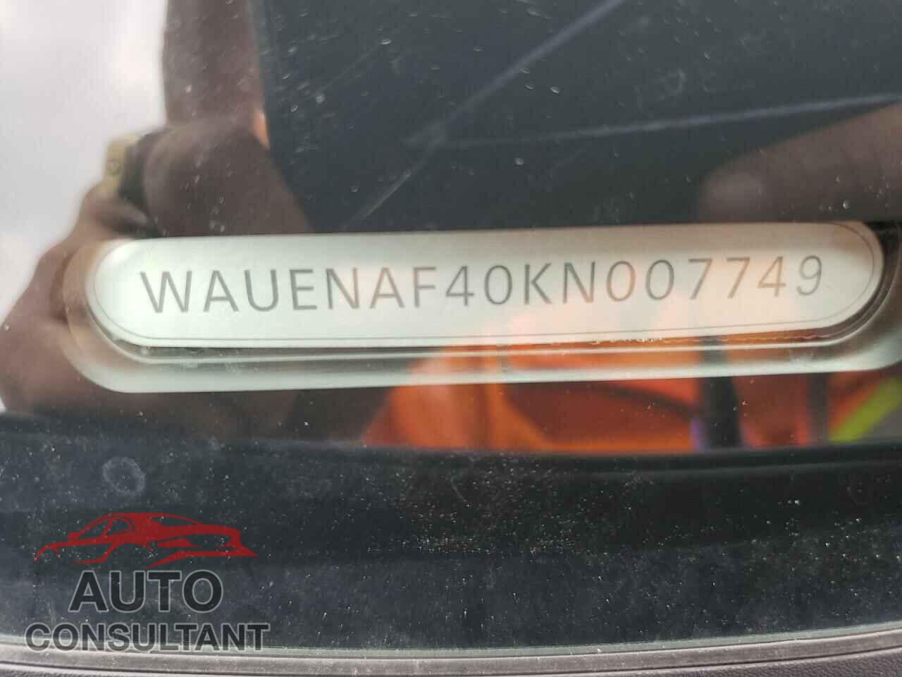AUDI A4 2019 - WAUENAF40KN007749