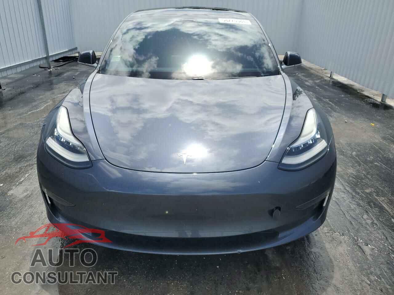 TESLA MODEL 3 2020 - 5YJ3E1EAXLF796851
