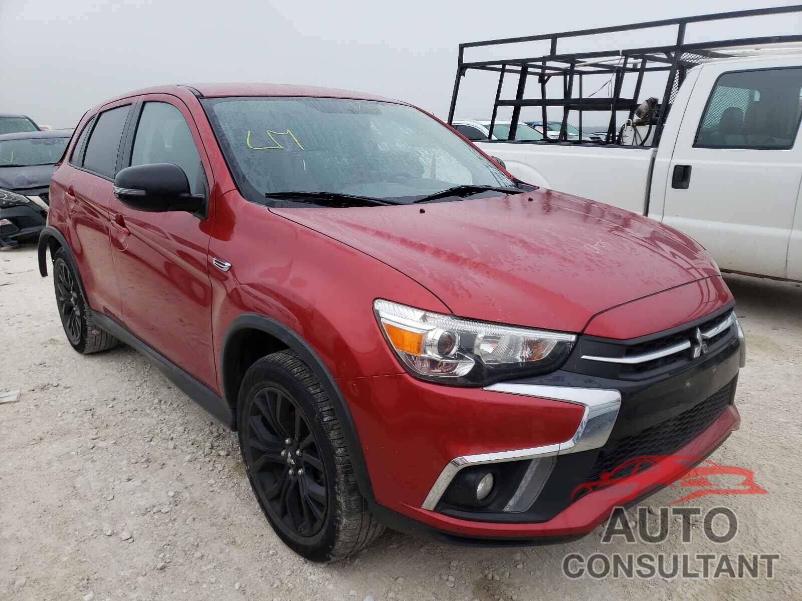 MITSUBISHI OUTLANDER 2018 - JA4AP3AU5JU013561