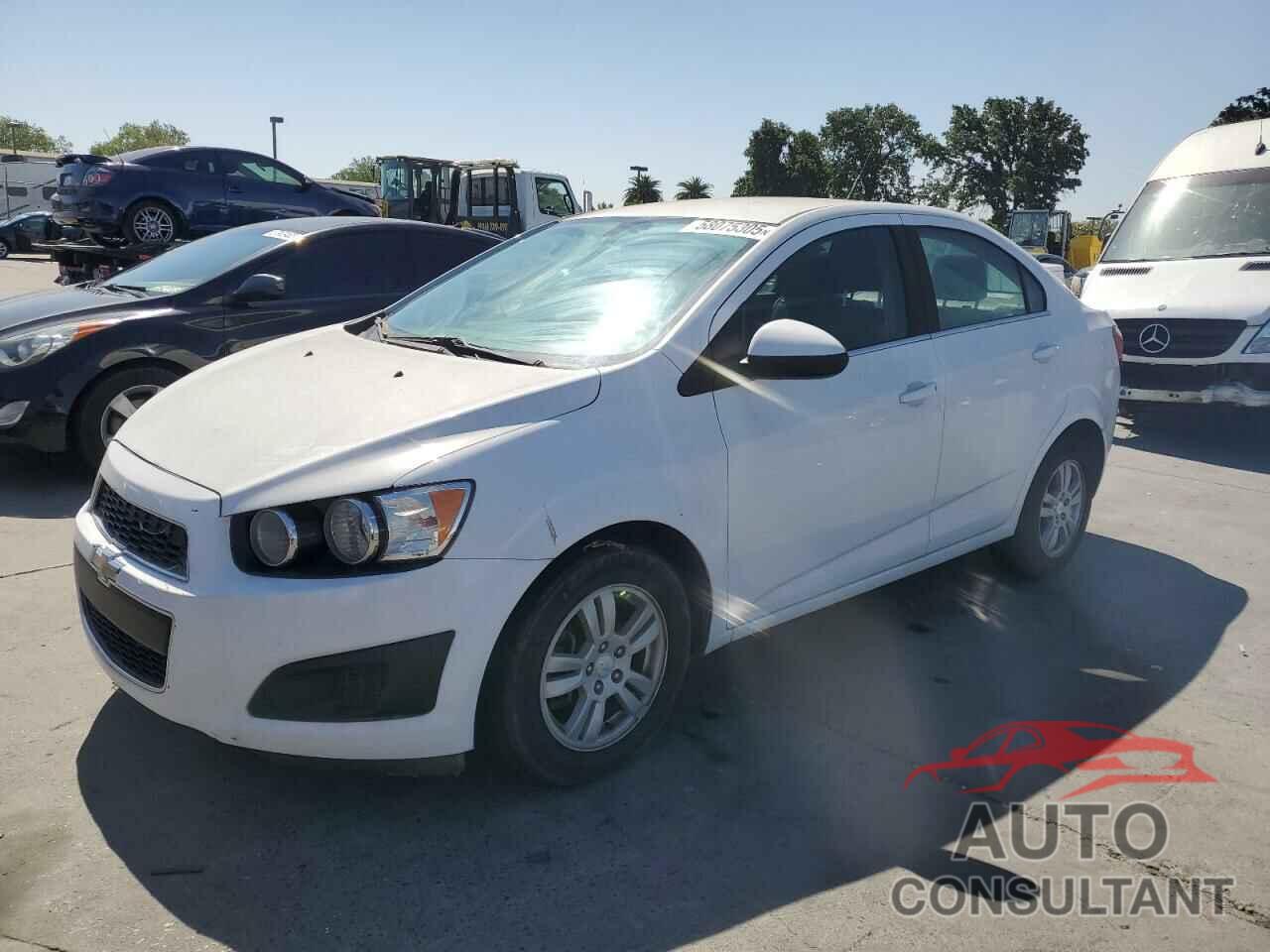CHEVROLET SONIC 2014 - 1G1JC5SH1E4174292