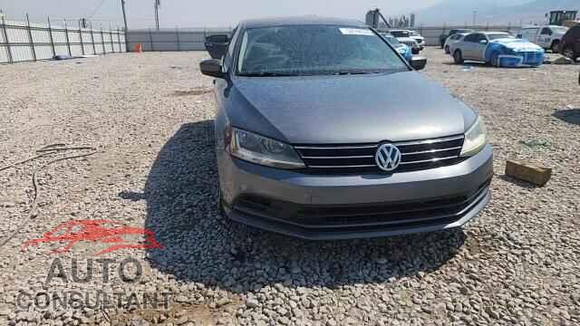 VOLKSWAGEN JETTA 2017 - 3VW2B7AJ8HM253074
