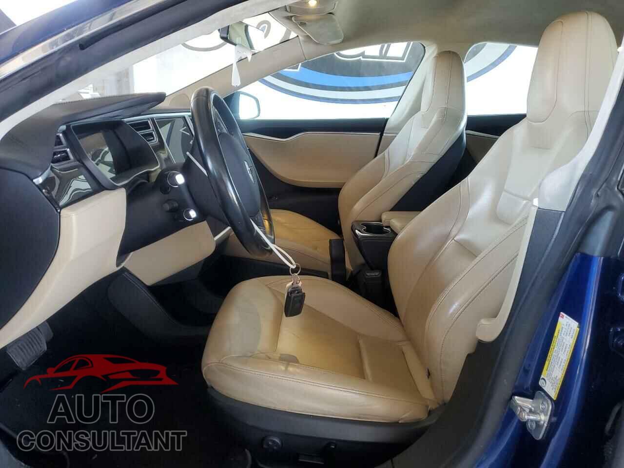 TESLA MODEL S 2015 - 5YJSA1H22FF095172