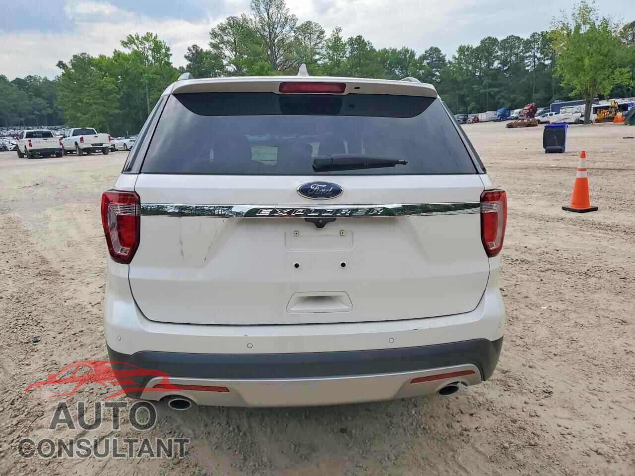 FORD EXPLORER 2017 - 1FM5K7D82HGA07510