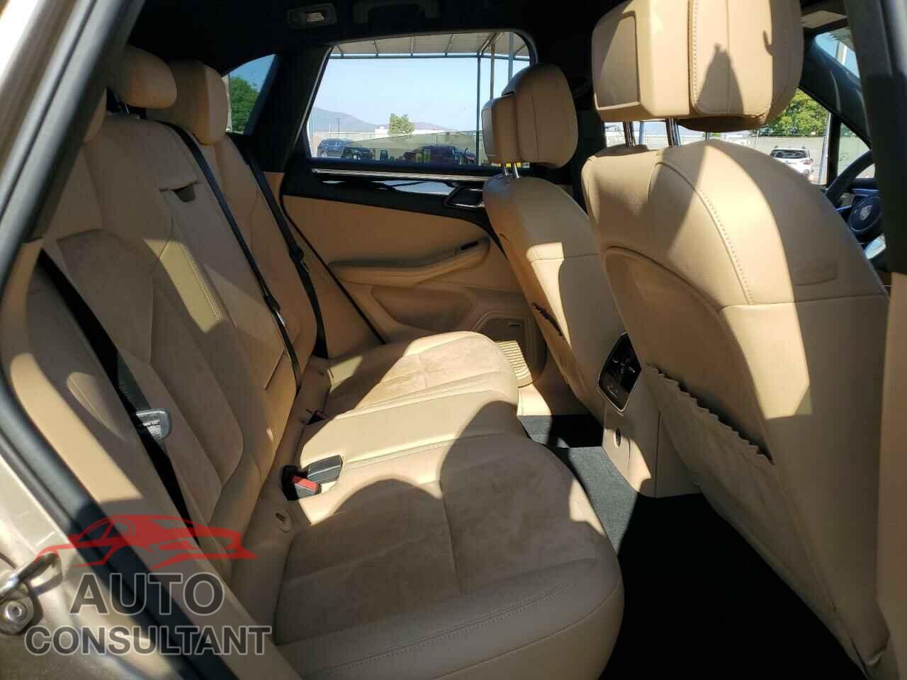 PORSCHE MACAN 2018 - WP1AA2A53JLB10336