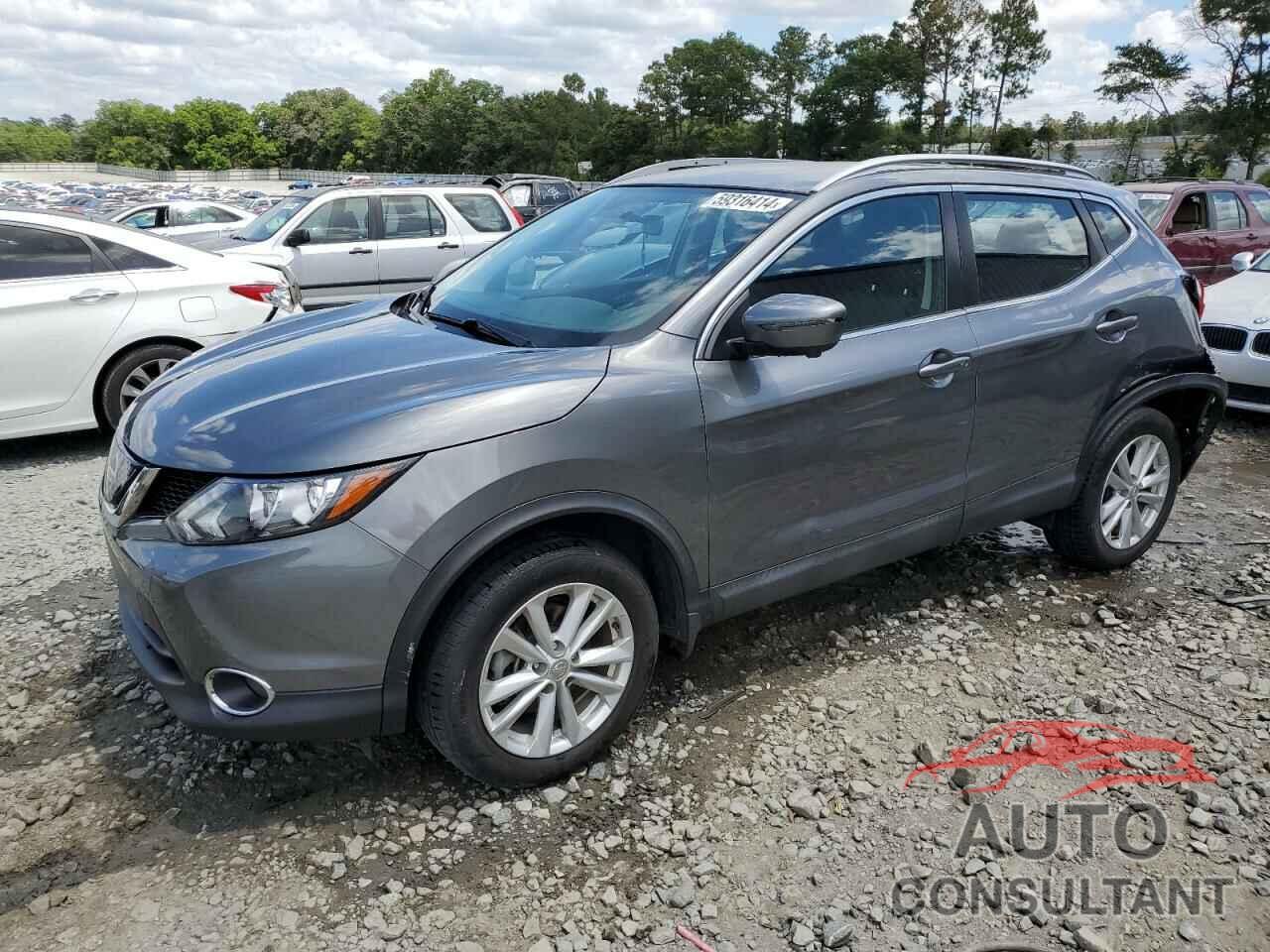 NISSAN ROGUE 2018 - JN1BJ1CP5JW164074