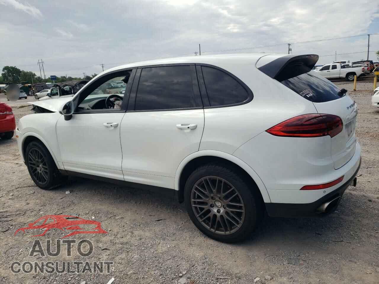 PORSCHE CAYENNE 2017 - WP1AA2A27HKA85981