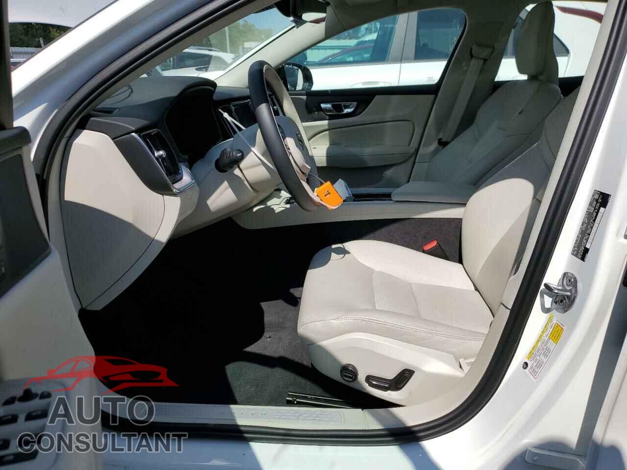 VOLVO S60 CORE 2024 - 7JRL12TK2RG308182