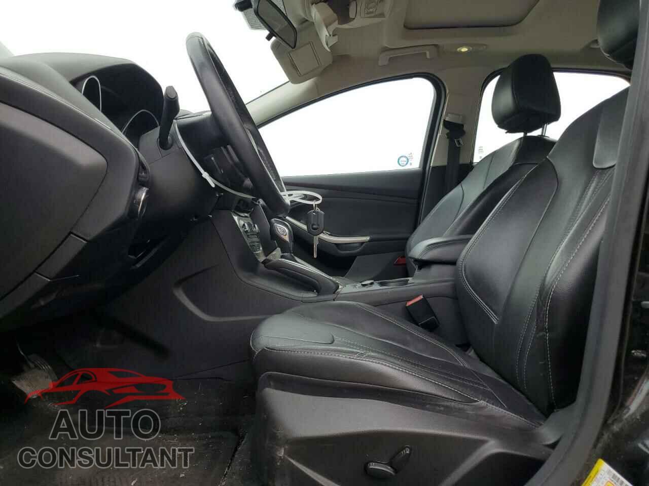 FORD FOCUS 2012 - 1FAHP3M27CL406491