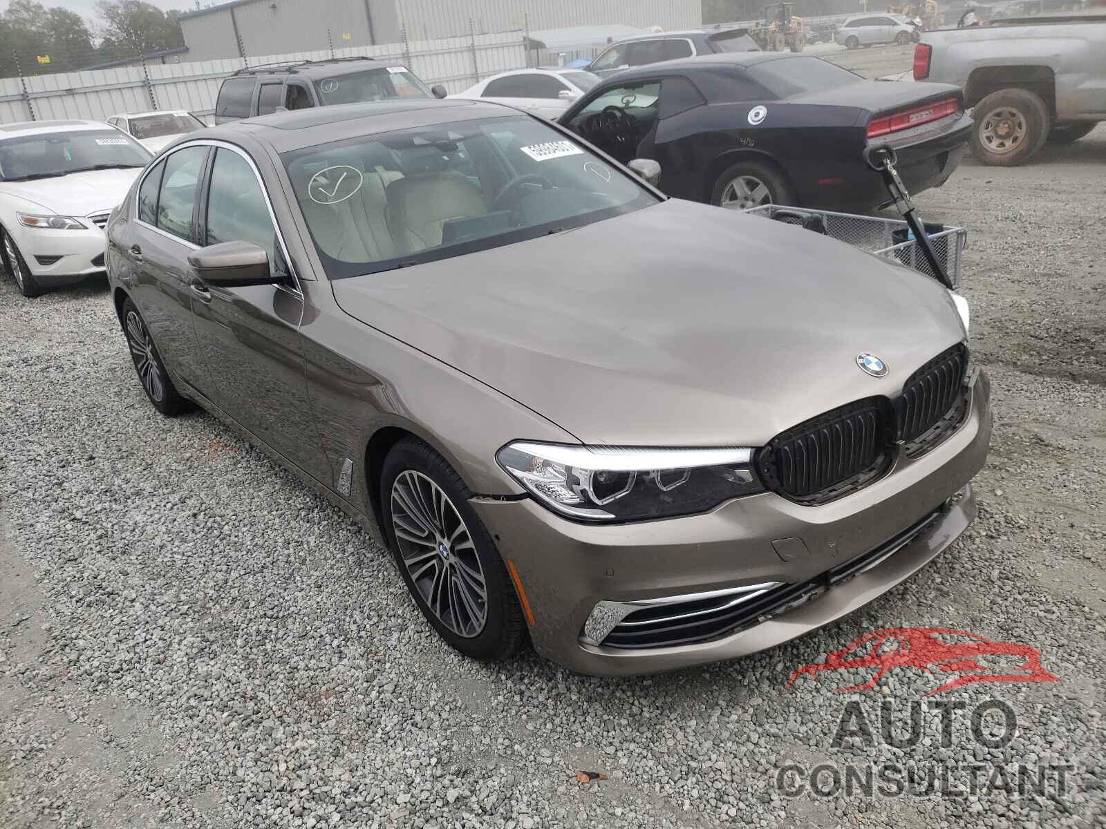 BMW 5 SERIES 2019 - WBAJA5C55KWA57736