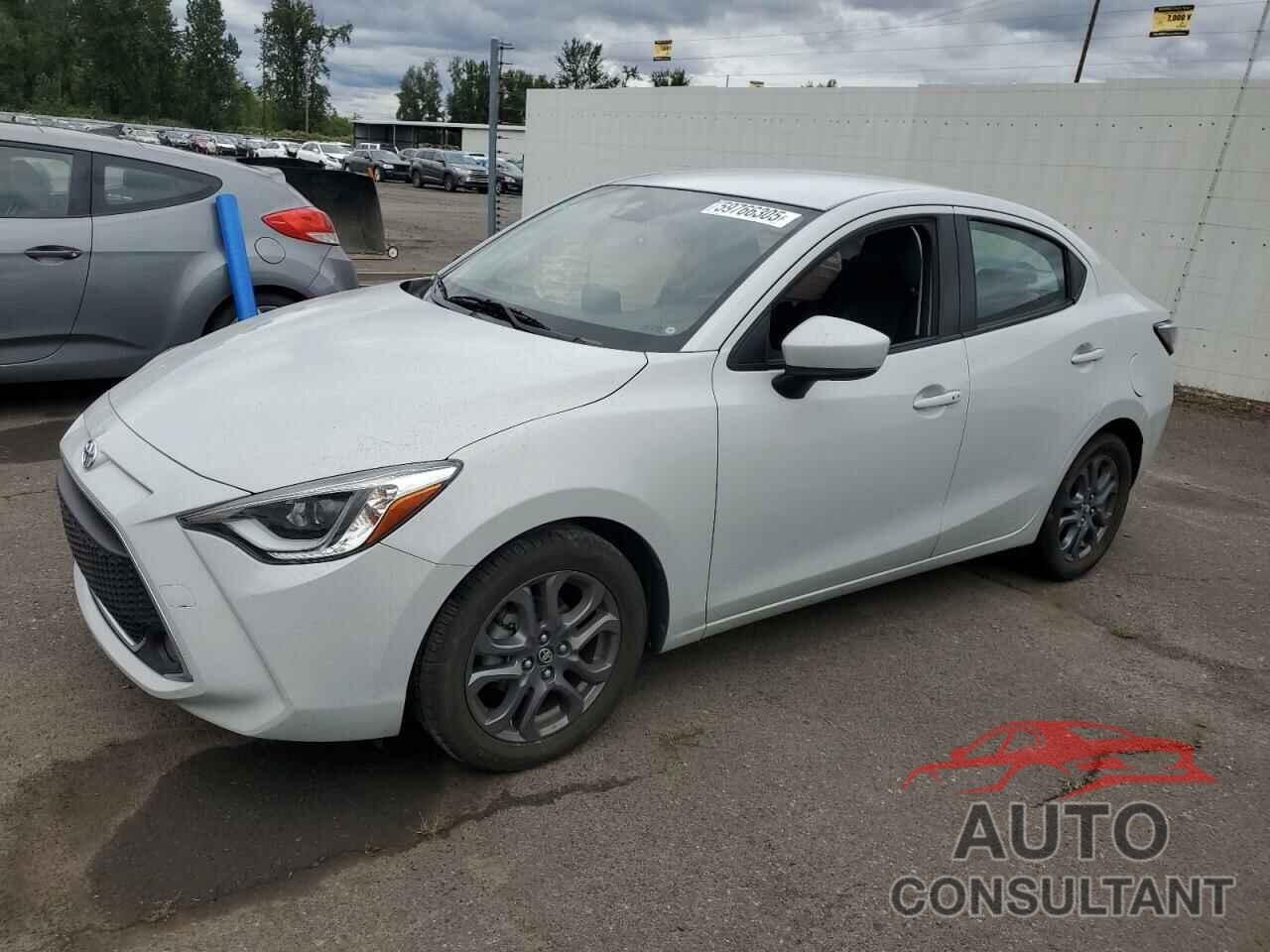TOYOTA YARIS 2019 - 3MYDLBYV8KY518825