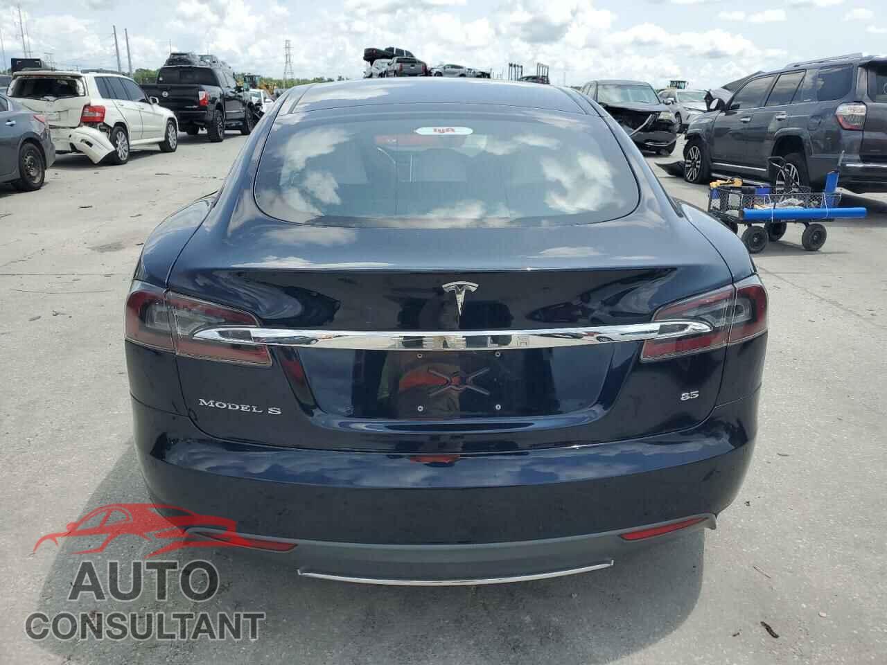 TESLA MODEL S 2014 - 5YJSA1H12EFP61355