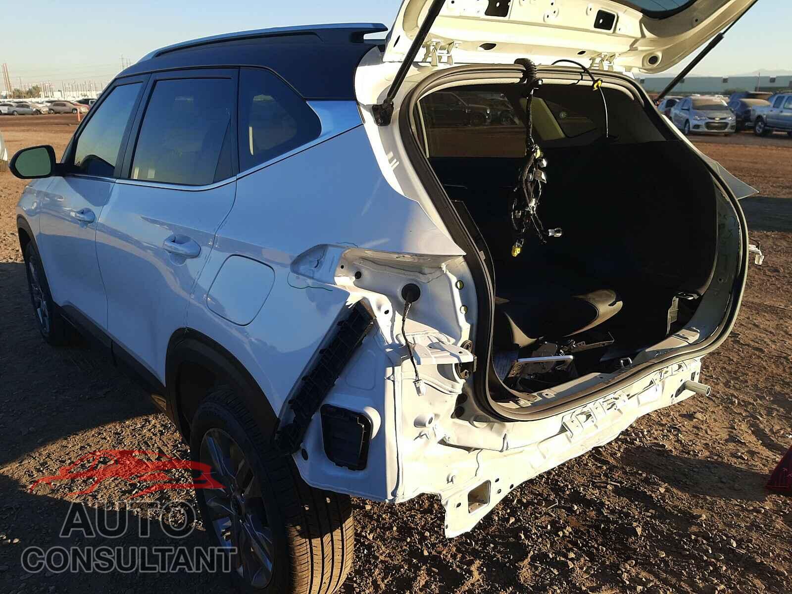 KIA SELTOS 2021 - KNDEU2AA3M7119364