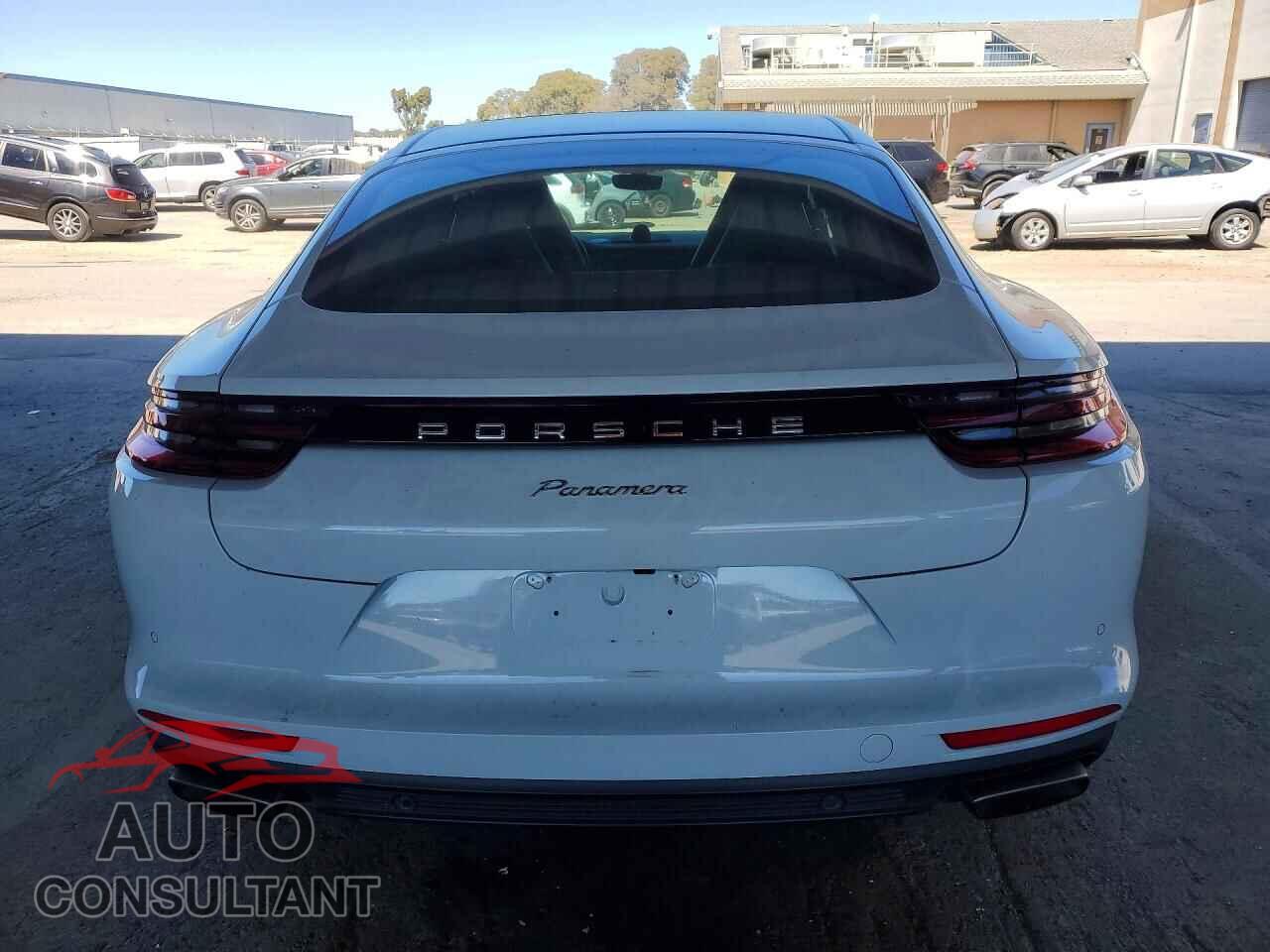 PORSCHE PANAMERA 2018 - WP0AA2A73JL112963