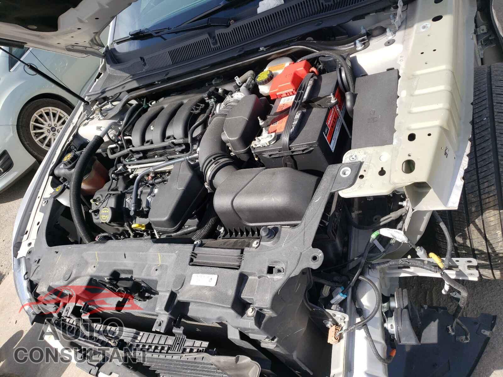 FORD TAURUS 2017 - 1FAHP2F88HG126137