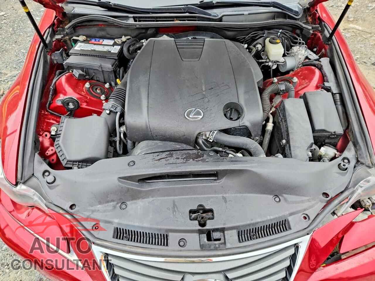 LEXUS IS 2014 - JTHCF1D2XE5001503