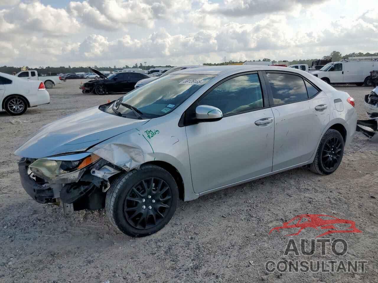 TOYOTA COROLLA 2015 - 2T1BURHE2FC233524