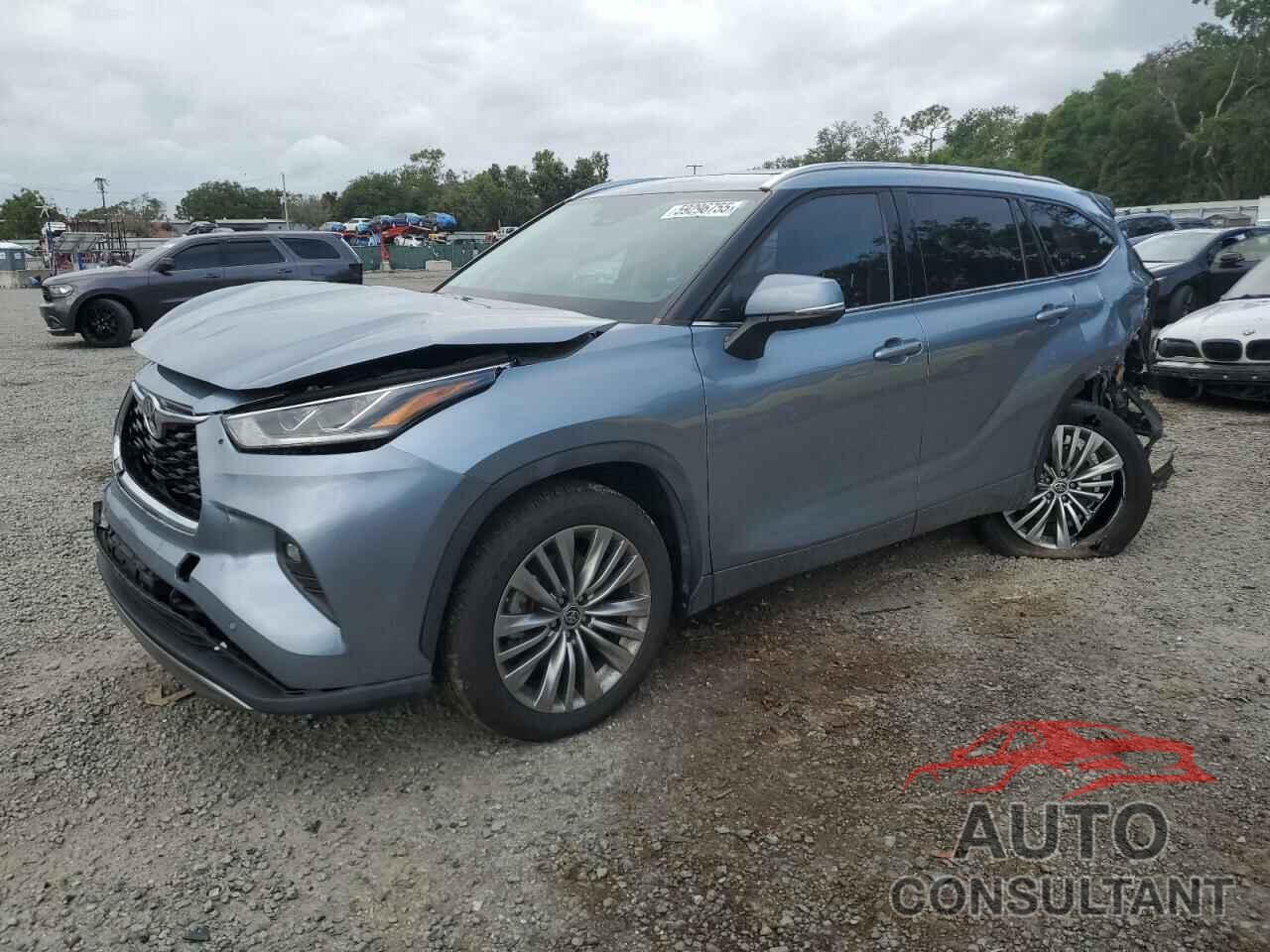 TOYOTA HIGHLANDER 2022 - 5TDFZRAH2NS098042