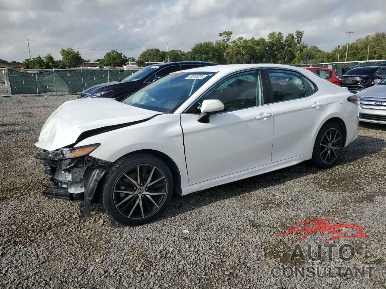 TOYOTA CAMRY 2021 - 4T1G11AK5MU525020