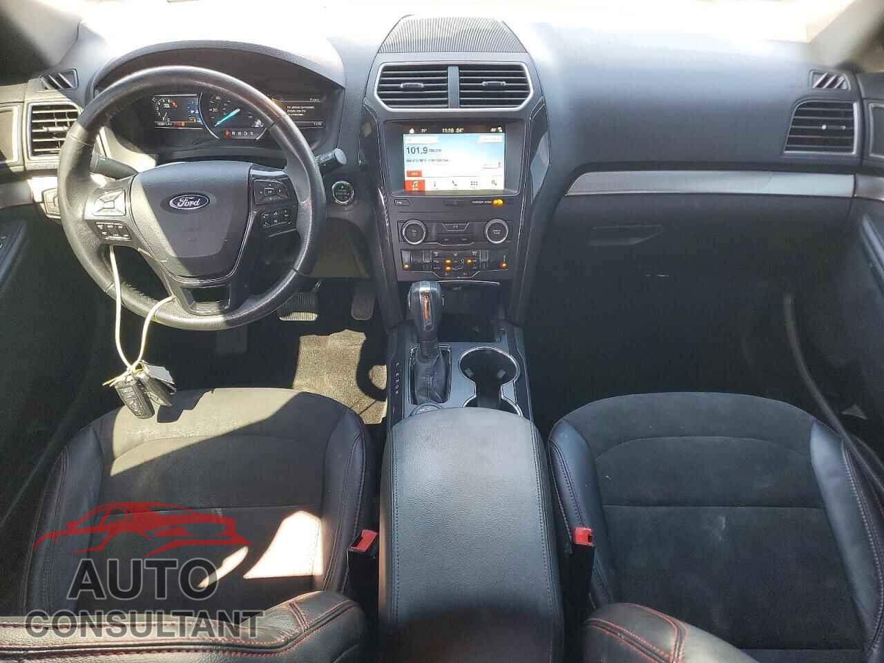 FORD EXPLORER 2018 - 1FM5K8D87JGB77051
