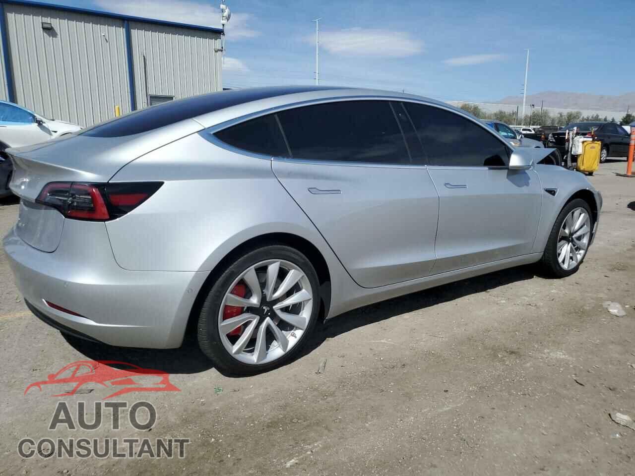 TESLA MODEL 3 2018 - 5YJ3E1EA2JF015351