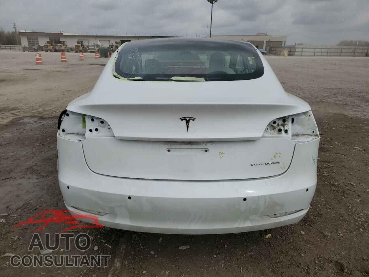 TESLA MODEL 3 2019 - 5YJ3E1EBXKF513047