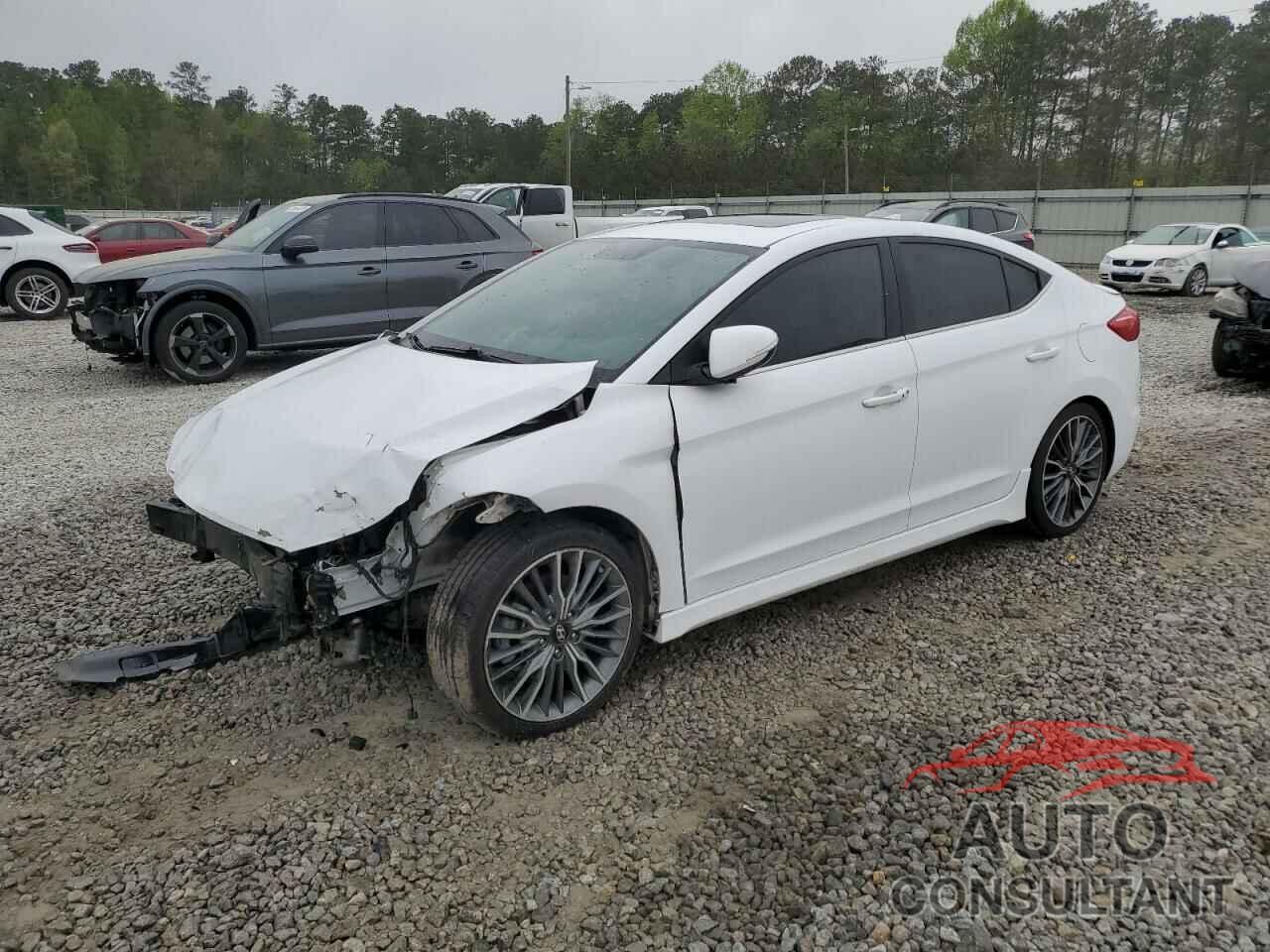 HYUNDAI ELANTRA 2018 - KMHD04LBXJU494718