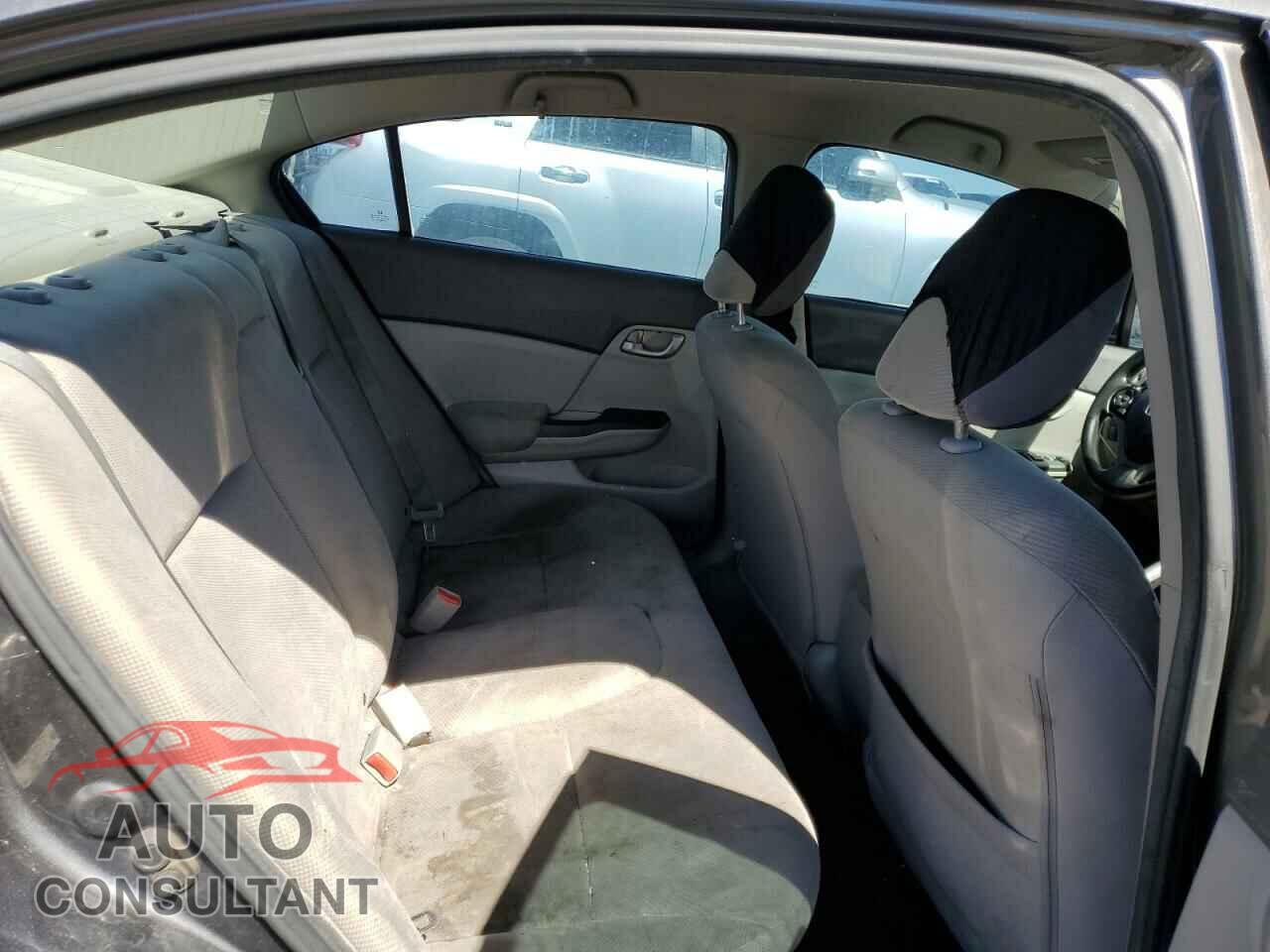 HONDA CIVIC 2012 - 2HGFB2F57CH584157