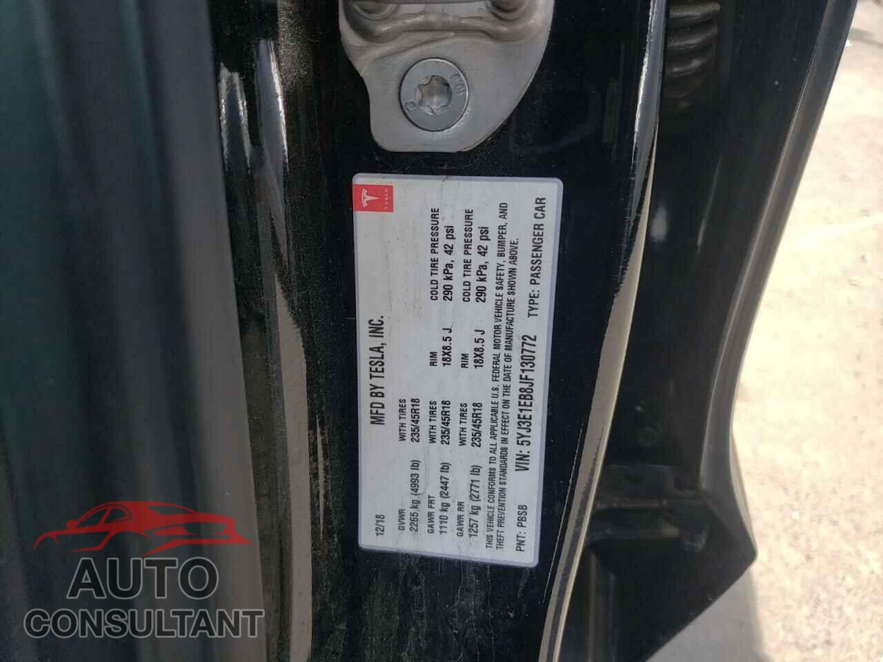 TESLA MODEL 3 2018 - 5YJ3E1EB8JF130772