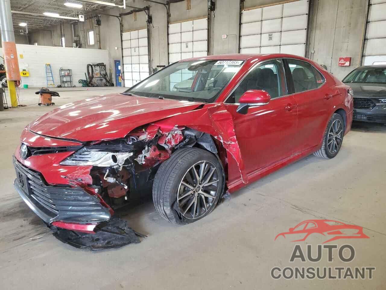 TOYOTA CAMRY 2023 - 4T1F11BK2PU075535