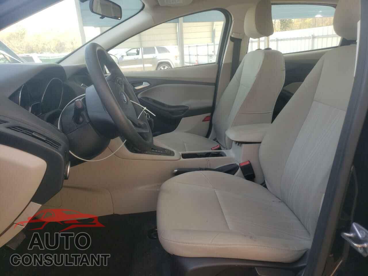 FORD FOCUS 2018 - 1FADP3FE6JL226535