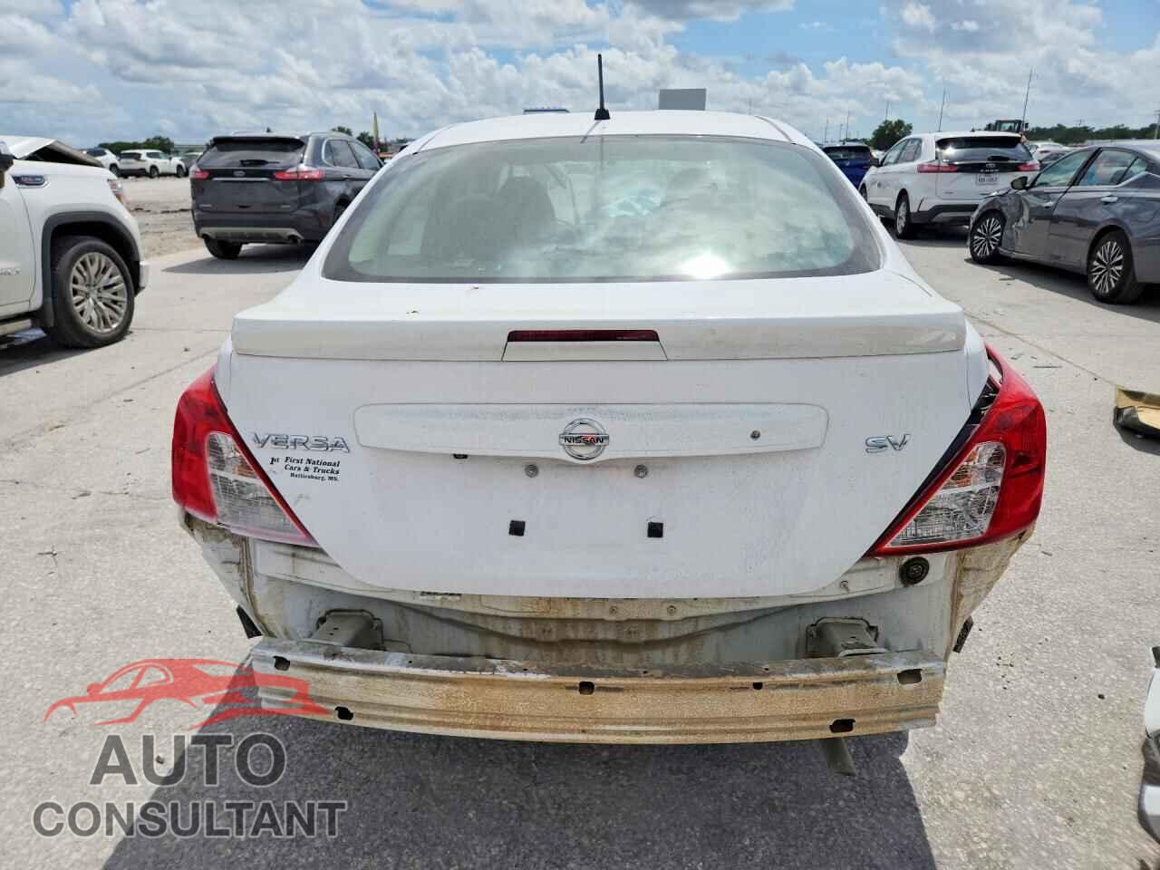 NISSAN VERSA 2019 - 3N1CN7AP3KL850863