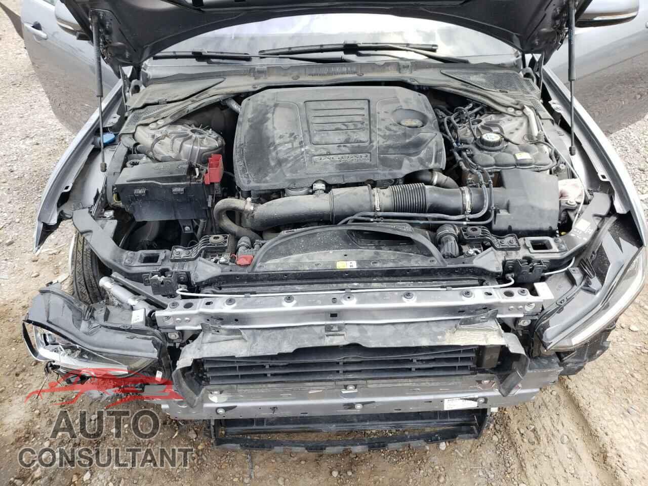 JAGUAR XE 2020 - SAJAE4FX7LCP64272