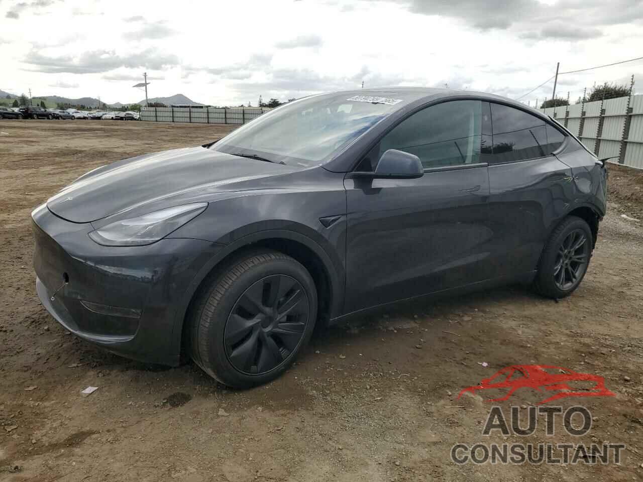 TESLA MODEL Y 2025 - 7SAYGDED9SF256291