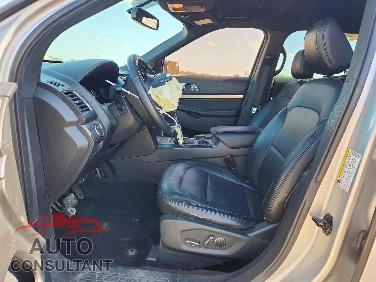 FORD EXPLORER 2018 - 1FM5K7D84JGB16749