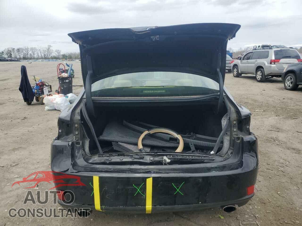 LEXUS IS 2015 - JTHCF1D29F5026376