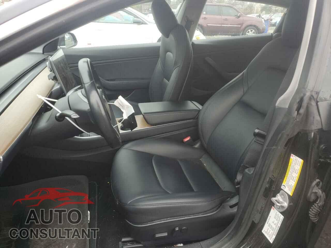 TESLA MODEL 3 2018 - 5YJ3E1EB3JF184660