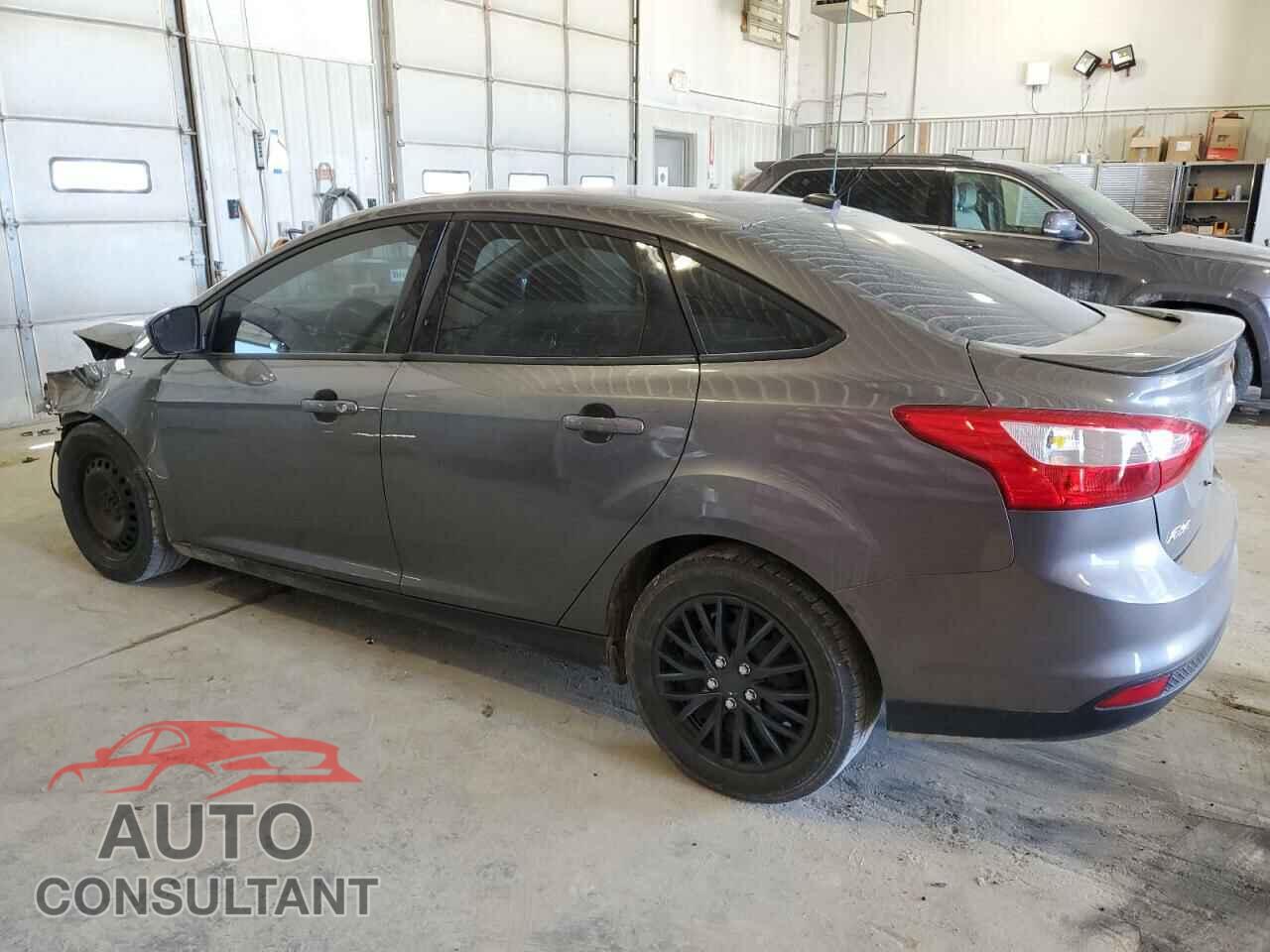 FORD FOCUS 2012 - 1FAHP3F24CL335702