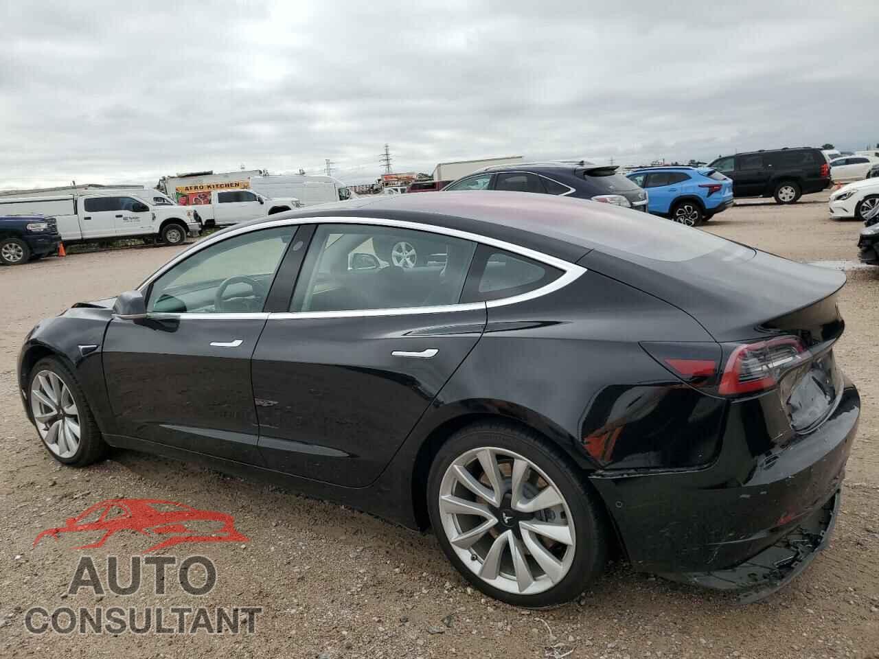 TESLA MODEL 3 2018 - 5YJ3E1EA0JF023674