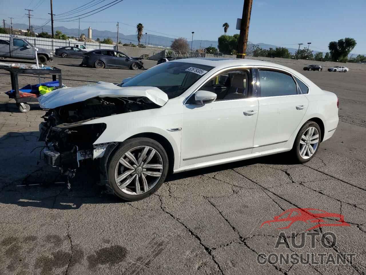 VOLKSWAGEN PASSAT 2017 - 1VWCM7A30HC080684