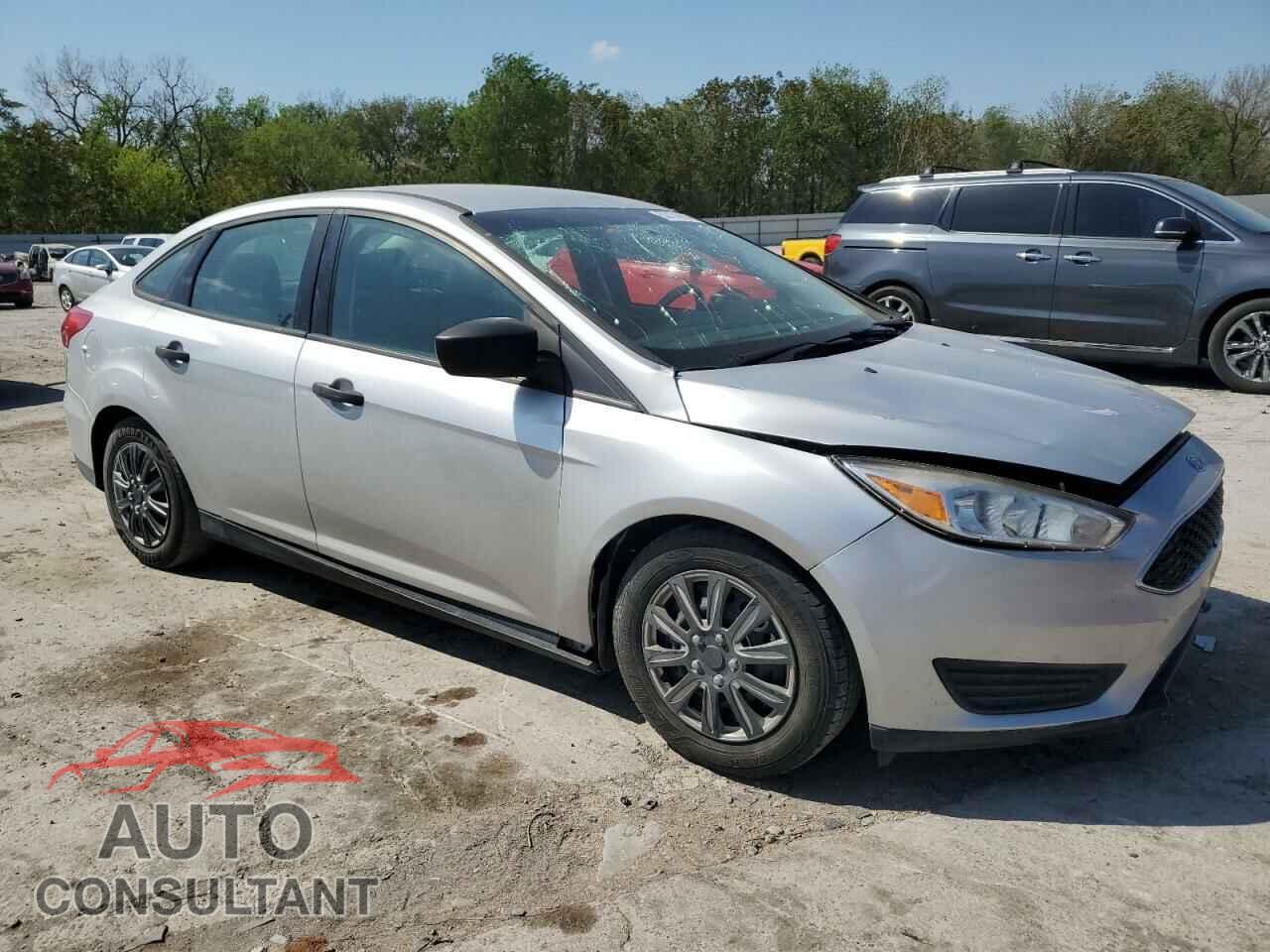 FORD FOCUS 2017 - 1FADP3E26HL295582