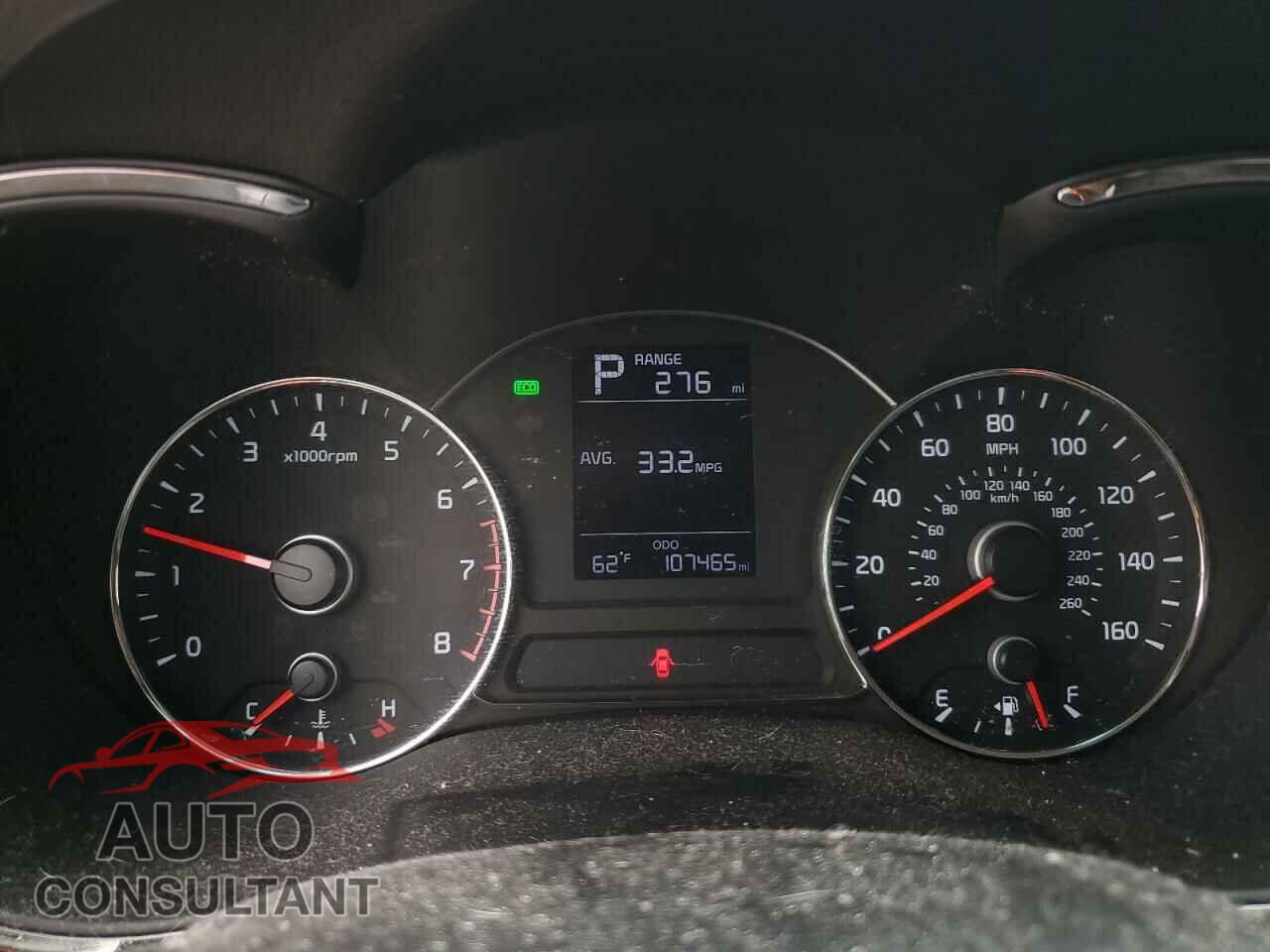 KIA FORTE 2018 - 3KPFK4A76JE242548