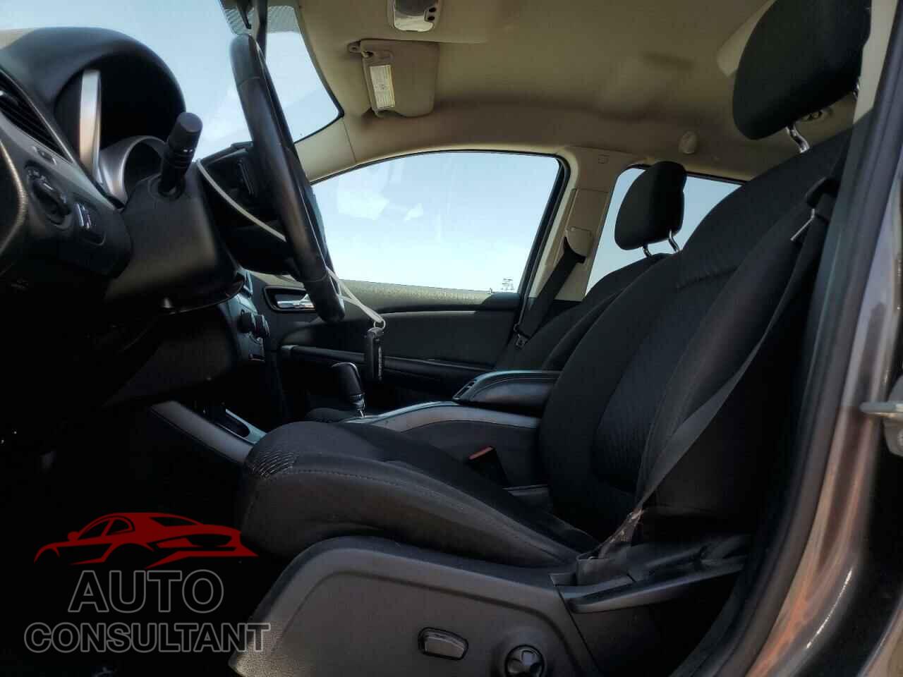 DODGE JOURNEY 2017 - 3C4PDCBB6HT568657