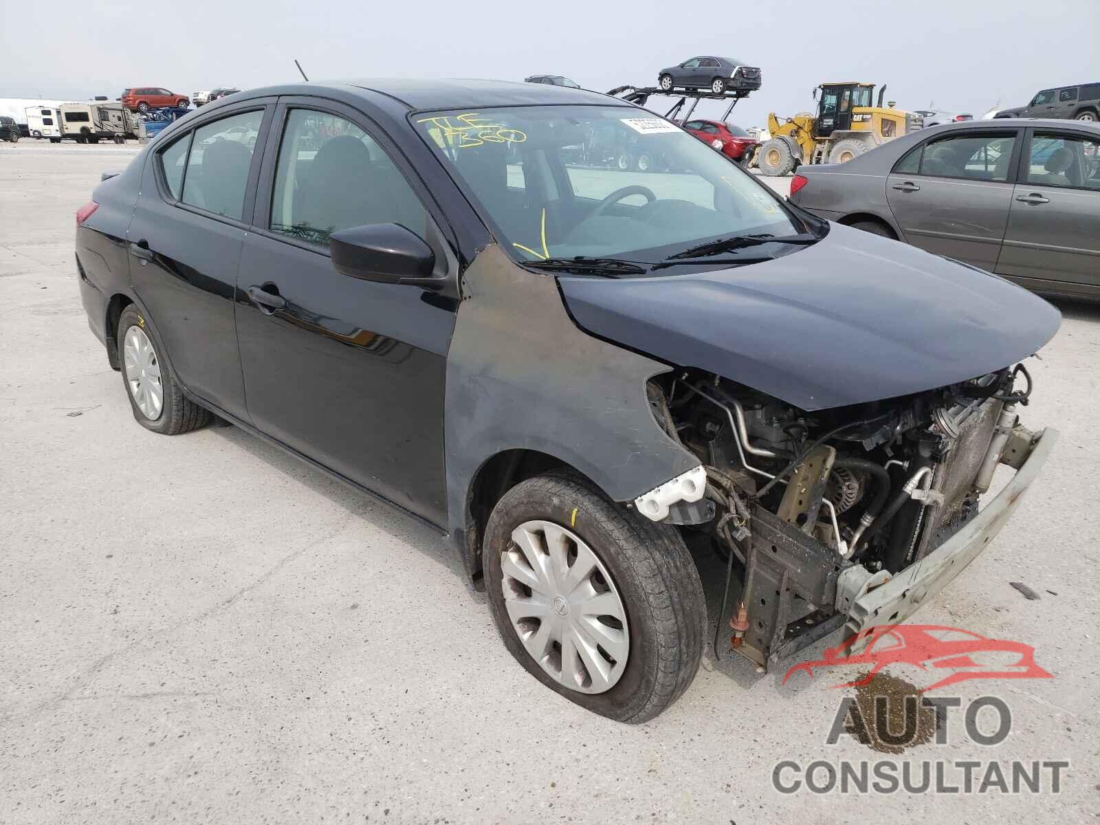NISSAN VERSA 2017 - 3N1CN7AP0HL907559